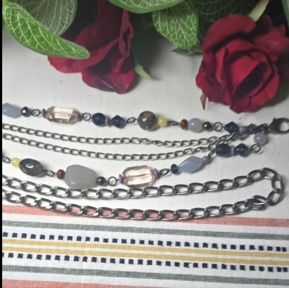 Worth Multistrand Beaded Gun Metal Chain Belt - Picture 3 of 5